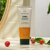 THE BODY SHOP VITAMIN C GLOW REVEALING MICRODERMABRASION 100ML