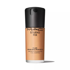 MAC Studio Fix Fluid SPF 15 24HR Matte Foundation + Oil Control in the shade NC40 30ML