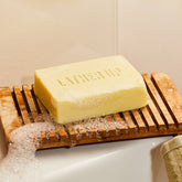 THE BODY SHOP MORINGA CLEANSING FACE & BODY BAR 100G