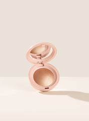 RARE BEAUTY POSITIVE LIGHT SILKY TOUCH HIGHLIGHTER - FLAUNT - 2.8G