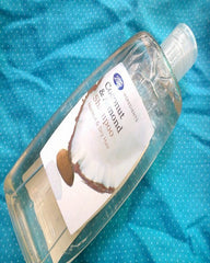 BOOTS COCONUT AND ALMOND HAIR AND BODY OIL FOR DRY HAIR & SKIN