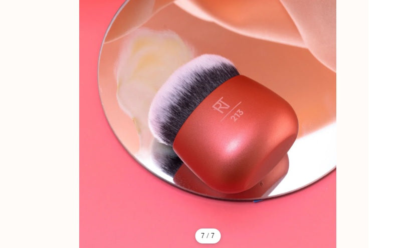REAL TECHNIQUES Foundation Blender Brush RT-01855