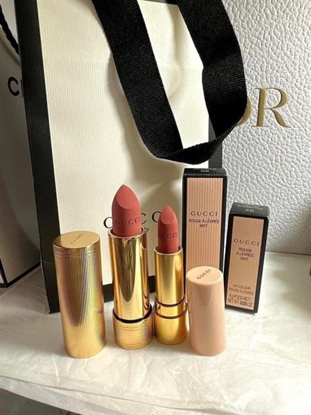 Gucci Rouge A Levres Matte Mini Lipstick - 1gm -208 They Met In Argentina