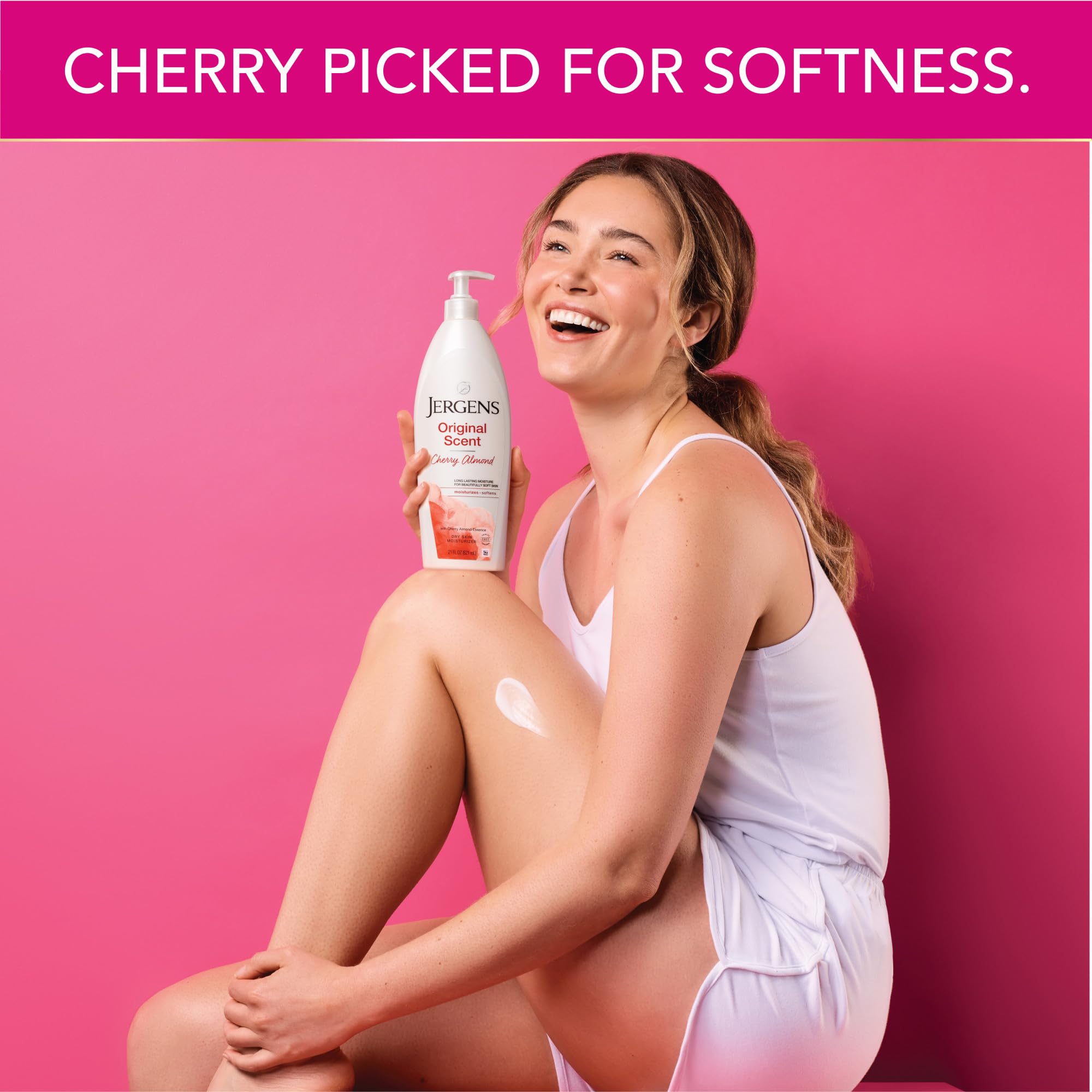 JERGENS ORIGINAL SCENT WITH CHERRY ALMOND ESSENCE DRY SKIN MOISTURIZER LOTION 600ML