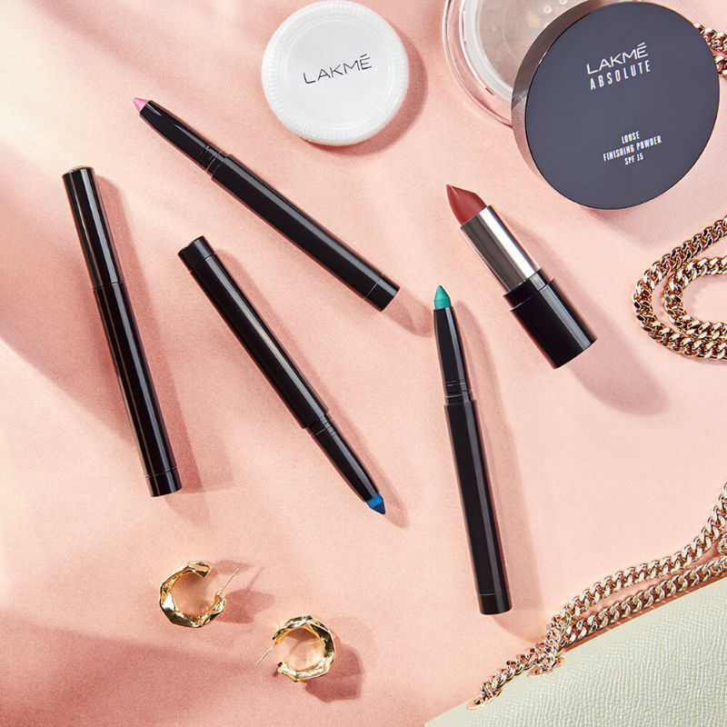 LAKMÉ ABSOLUTE EXPLORE EYE SHADOW STICK - CHAMPAGNE- 1.4G