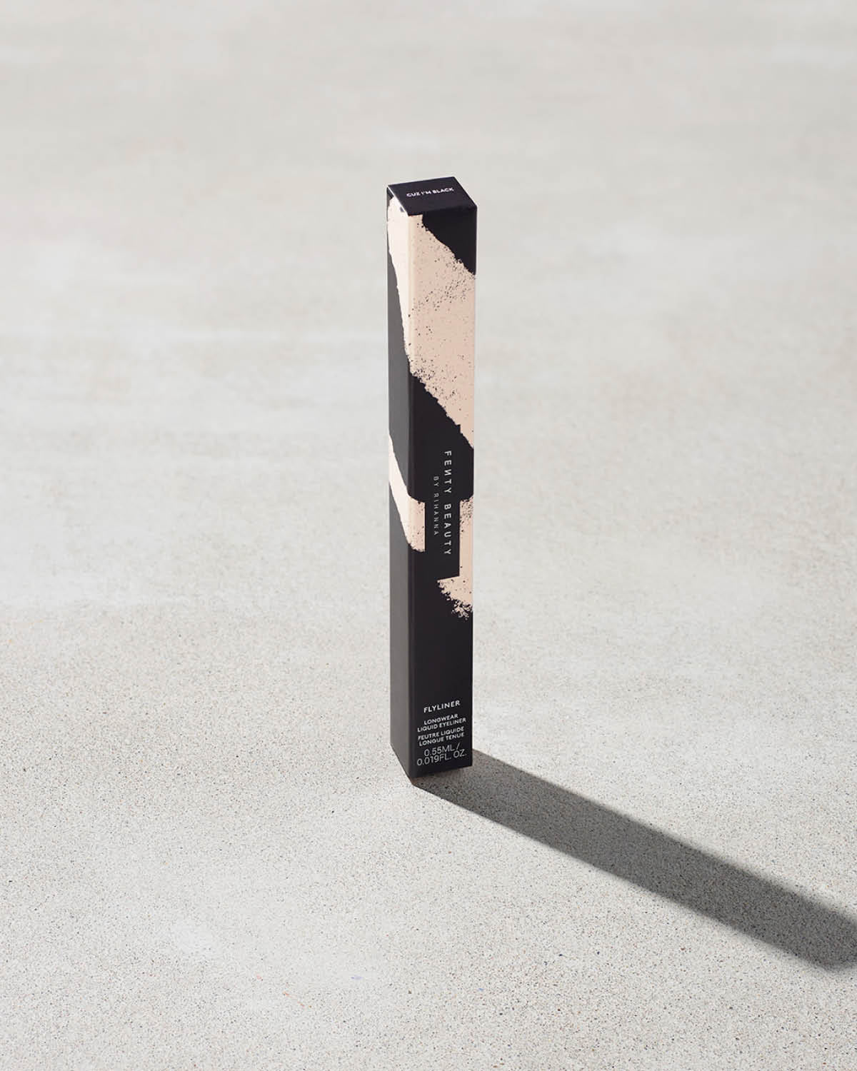 Fenty Beauty By Rihanna Flyliner Longwear Liquid Eyeliner  Cuz I'm Black - 0.55ml