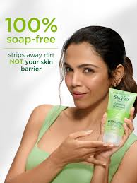 SIMPLE REFRESHING FACIAL WASH 150ML