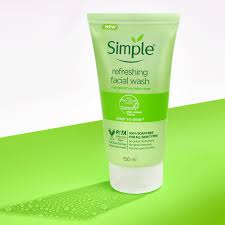 SIMPLE REFRESHING FACIAL WASH 150ML