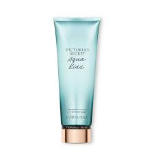 VICTORIA SECRETS AQUA KISS FRAGRANCE LOTION 236ML