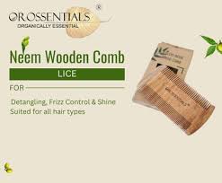 OROSSENTIALS KACCHI NEEM WOOD COMB ORO-007