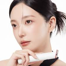 MEDICUBE AGE-R Booster Pro Mini White – Kunchals