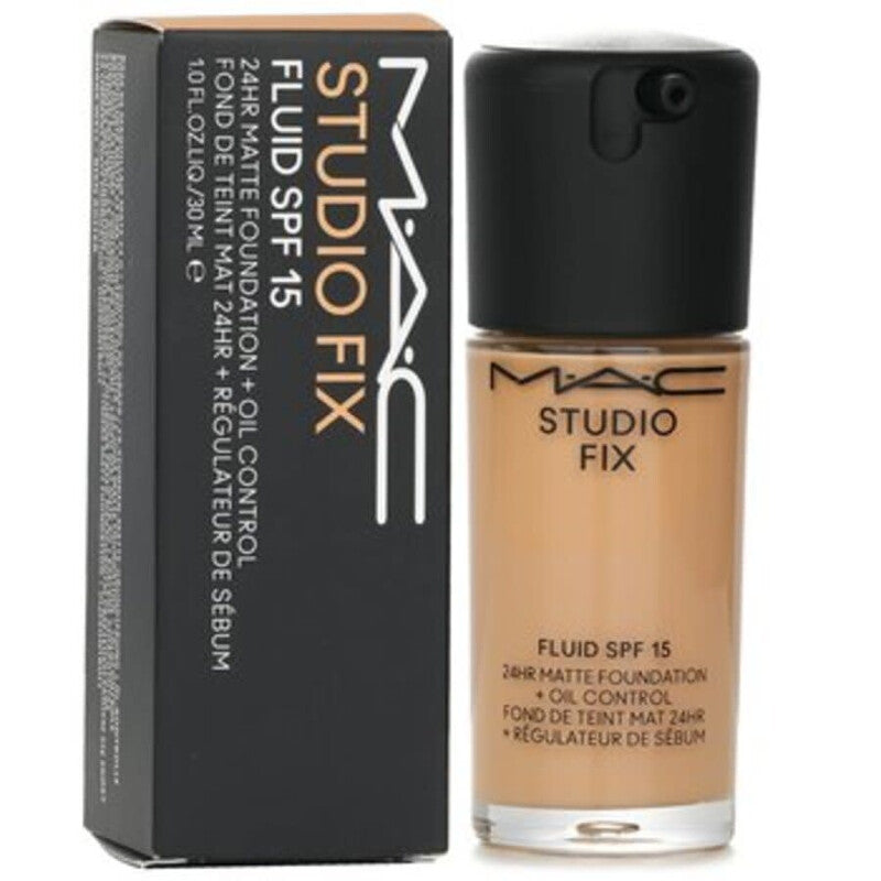 M·A·C Studio Fix Fluid SPF 15 24HR Matte Foundation in the shade NC20 (1 fl oz / 30 ml)