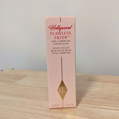 Charlotte Tilbury Hollywood Flawless Filter in the shade 2.5 Fair/Pale (30ml / 1.0 fl oz)