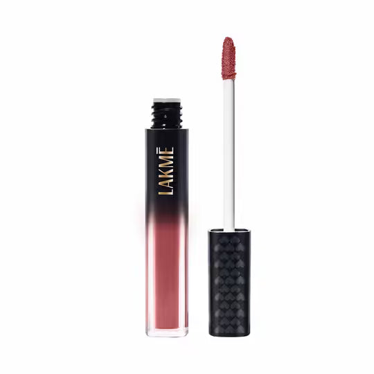 Lakme Absolute Xtraordin-airy Lip Mousse