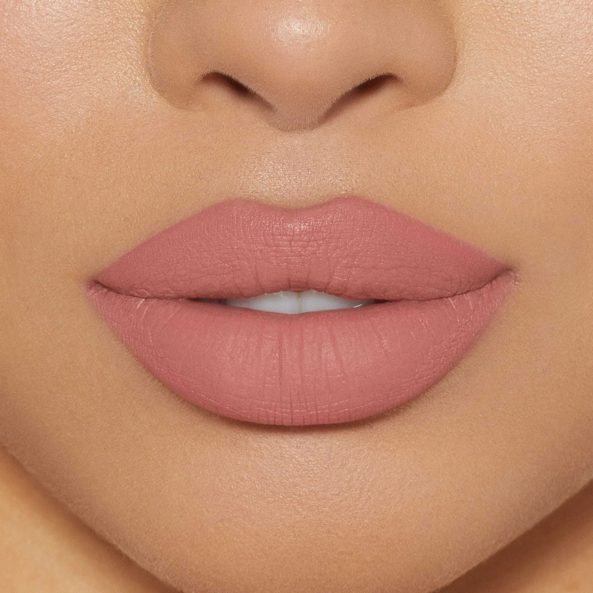 Kylie Jenner Matte Liquid Lipstick & Lip Liner Angel 301 - 3.00ml
